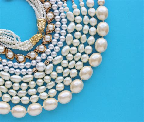 coco chanel fake pearls|coco chanel pearls history.